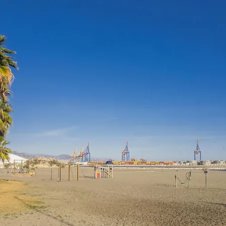 Cubo's Seaview Port & Free Parking Apartment