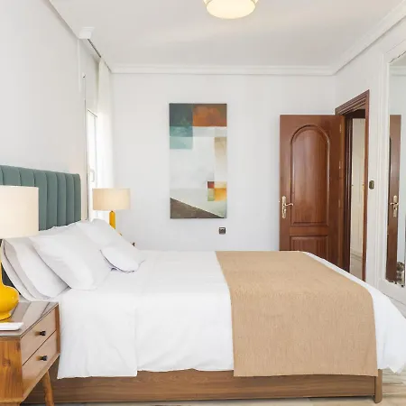 Apartment Cubo's Seaview Port & Free Parking Malaga